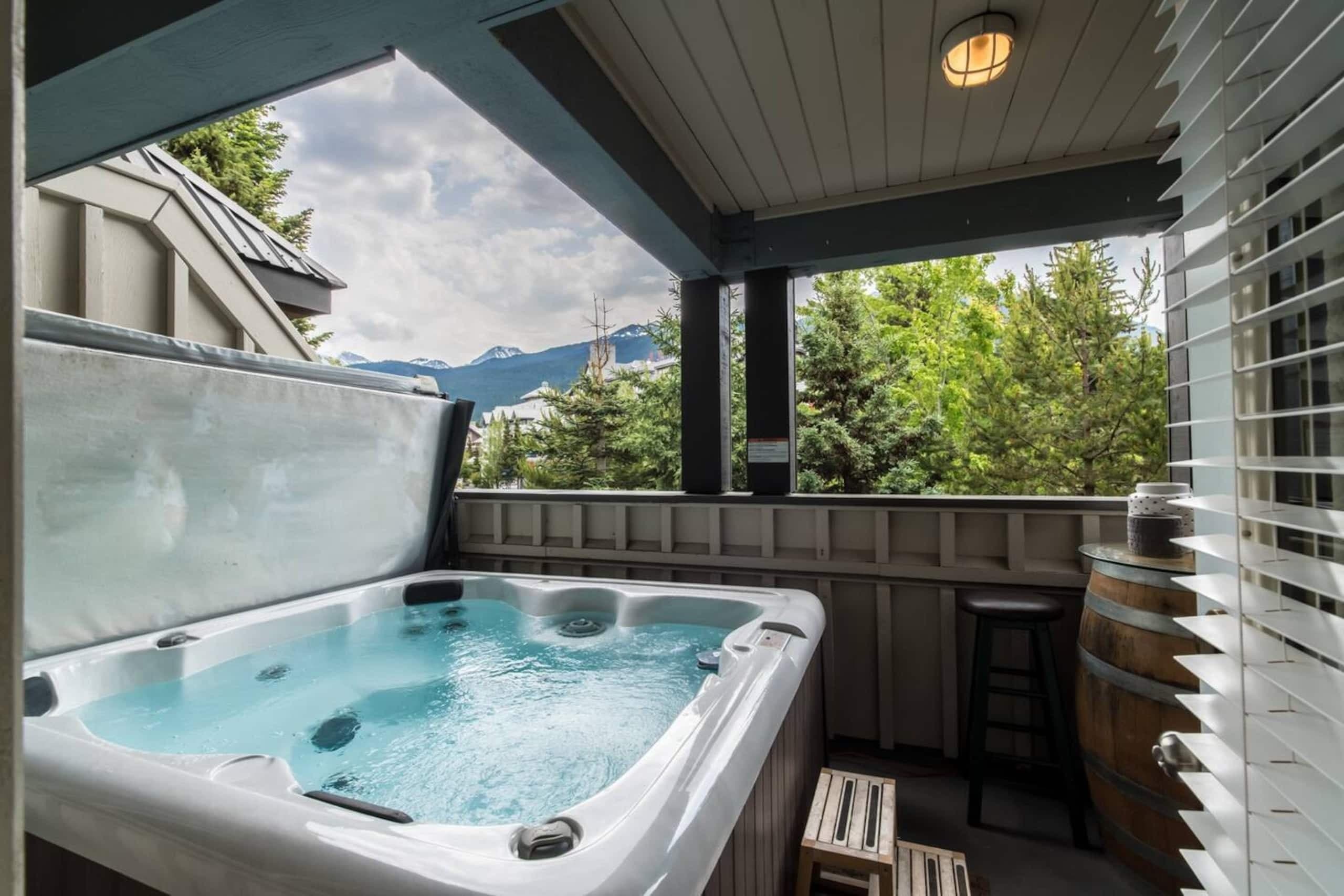 Hot tub at Sleepy Marmot Whistler